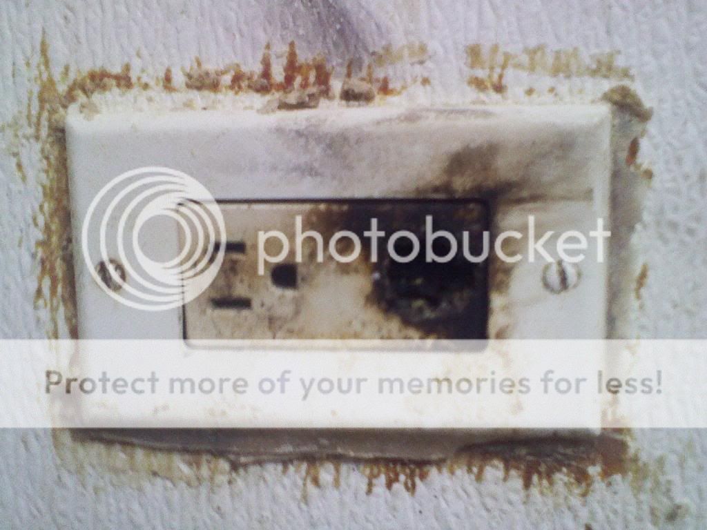 Why wont my plug thingy work!!! Electrician Talk